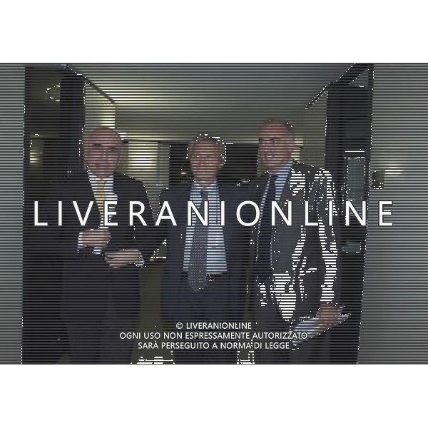 MILANO LEGA CALCIO RIUNIONE PRESIDENTI 15-05 2000 NELLA FOTO ADRIANO GALLIANI CON SERGIO CRAGNOTTI E ANTONIO GIRAUDO AG ALDO LIVERANI SAS