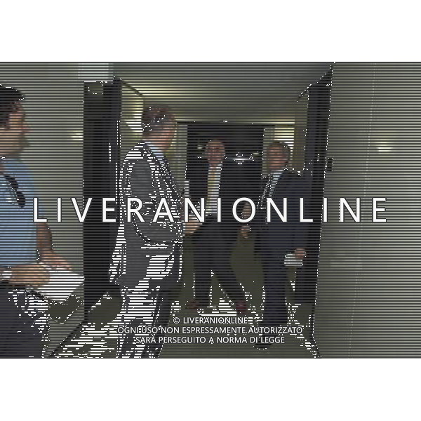 MILANO LEGA CALCIO RIUNIONE PRESIDENTI 15-05 2000 NELLA FOTO ADRIANO GALLIANI CON SERGIO CRAGNOTTI E ANTONIO GIRAUDO AG ALDO LIVERANI SAS