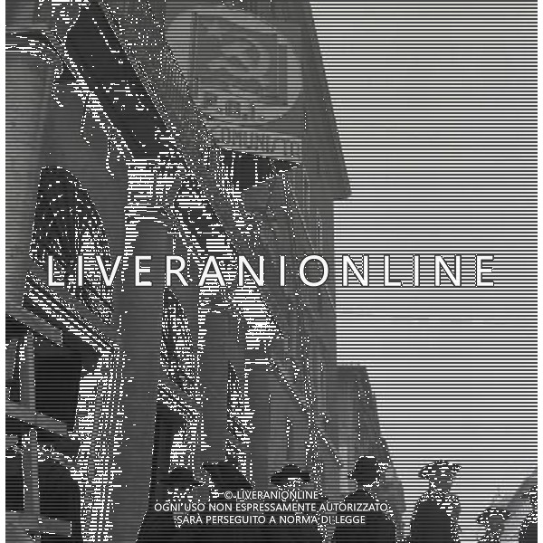ROMA 1956 ELZIONI POLITICHE E MANIFESTI PARTITI POLITICI NELLA FOTO MANIFESTI PARTITI POLITICI AG ALDO LIVERANI SAS