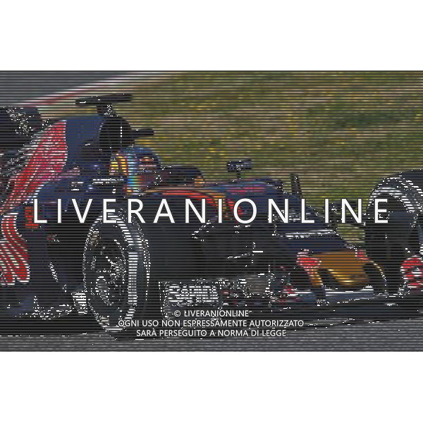 Carlos Sainz Jr (ESP) Scuderia Toro Rosso STR11. 02.03.2016. Formula One Testing, Day Two, Barcelona, Spain. Wednesday. / AGENZIA ALDO LIVERANI SAS - ITALY ONLT EDITORIAL USE ONLY