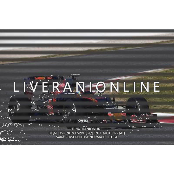 Carlos Sainz Jr (ESP) Scuderia Toro Rosso STR11. 02.03.2016. Formula One Testing, Day Two, Barcelona, Spain. Wednesday. ONLY ITALY-AG ALDO LIVERANI SAS