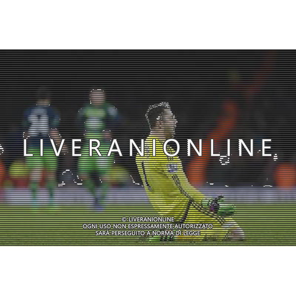 Swansea City\'s Lukasz Fabianski celebrates at full time after his side\'s 1-2 victory over his old club Photographer Craig Mercer/CameraSport Football - Barclays Premiership - Arsenal v Swansea City - Wednesday 2nd March 2016 - Emirates Stadium - London © CameraSport - 43 Linden Ave. Countesthorpe. Leicester. England. LE8 5PG - Tel: +44 (0) 116 277 4147 - admin@camerasport.com - www.camerasport.com AG ALDO LIVERANI SAS ONLY ITALY