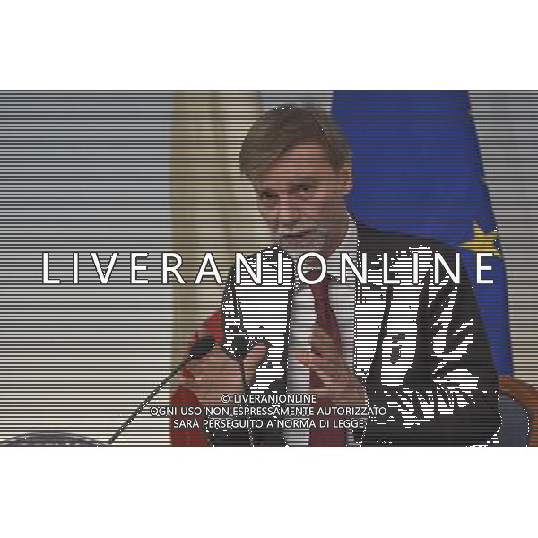 Conferenza stampa dopo il Consiglio dei Ministri - Roma - 03.03.2016 - Palazzo Chigi - nella foto: Graziano Delrio / Ph. Corradetti - Ag. Aldo Liverani sas Â© AGENZIA ALDO LIVERANI SAS