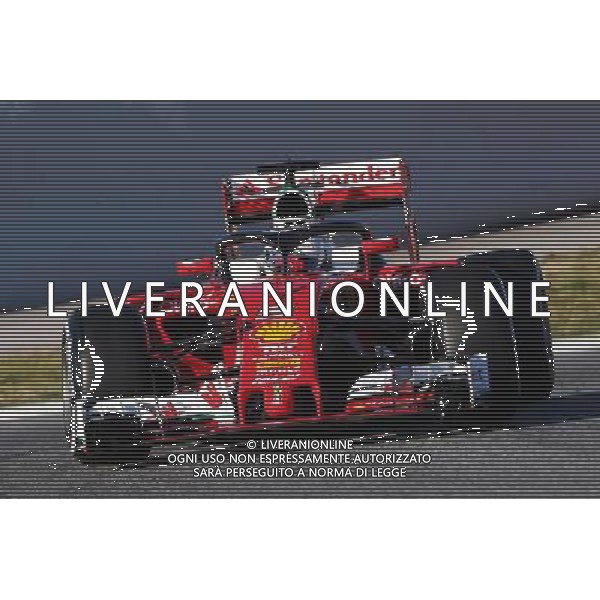 Sebastian Vettel (GER) Ferrari SF16-H running the Halo cockpit cover. 04.03.2016. Formula One Testing, Day Four, Barcelona, Spain. Friday. / AGENZIA ALDO LIVERANI SAS - ITALY ONLY ERDITORIAL USE ONLY