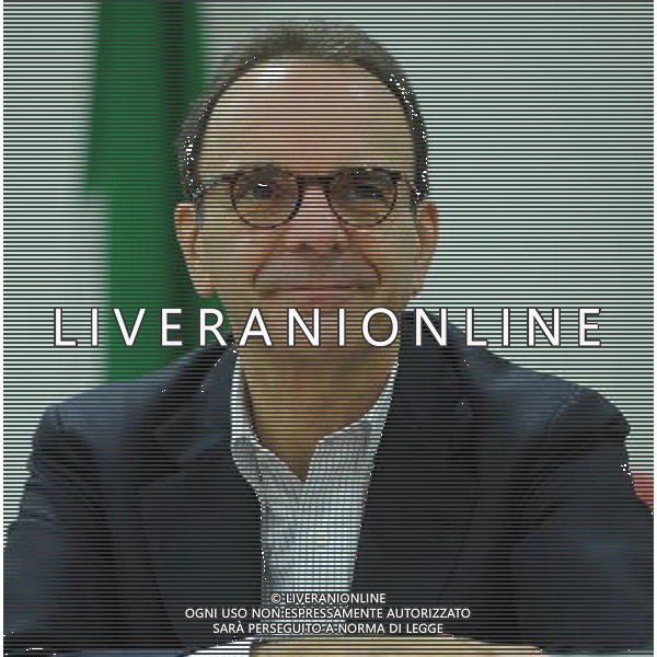 Milano-Fratelli d\'Italia-Alleanza Nazionale incontra il candidato Sindaco Stefano Parisi Milano - 05.03.2016 Nella Foto:Fratelli d\'Italia-Alleanza Nazionale incontra il candidato Sindaco Stefano Parisi per un confronto pubblico sul tema \'Periferie:sicurezza,traffico e innovazione\'Stefano Parisi /Ph.Vitez-Ag. Aldo Liverani