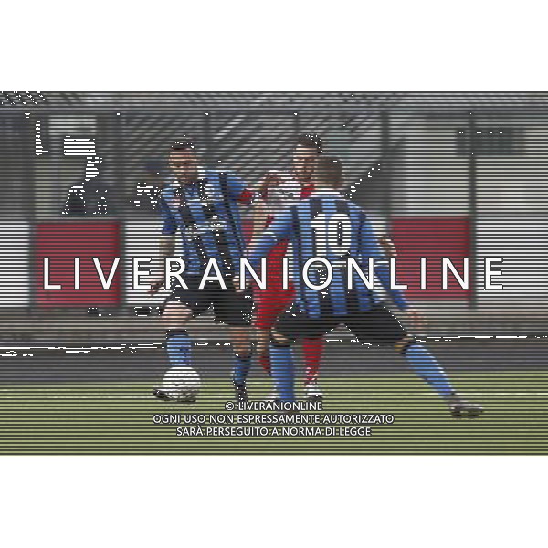 RIMINI vs PISA, Campionato di Calcio Lega Pro, Girone B, 25» giornata, 05/03/2016. nella foto: MANNINI, SUPPORTATO DA RICCI, ©Claudio Zamagni/ Agenzia Aldo Liverani s.a.s.