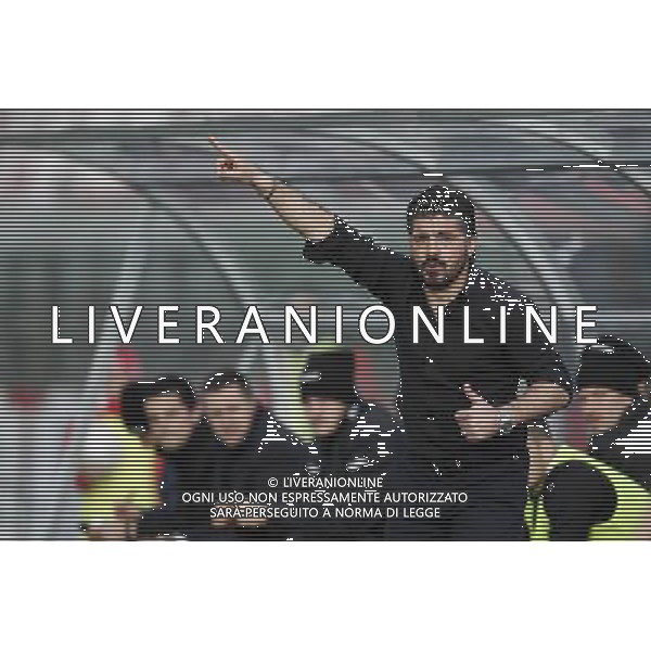 RIMINI vs PISA, Campionato di Calcio Lega Pro, Girone B, 25Âª giornata, 05/03/2016. nella foto: L\'ALLENATORE GENNARO GATTUSO, PREOCCUPATO,, Â©Claudio Zamagni/ Agenzia Aldo Liverani s.a.s.