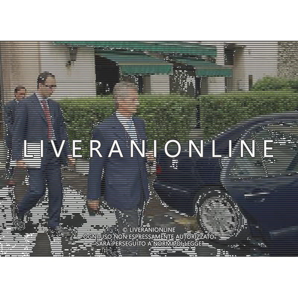 Dirigenti Calcio nella sede della Societa\' Cirio Immobiliare C.so Monforte Milano 13/06/2000 nella foto Segio Cragnotti con il figlio Massimo © AGENZIA ALDO LIVERANI SAS 