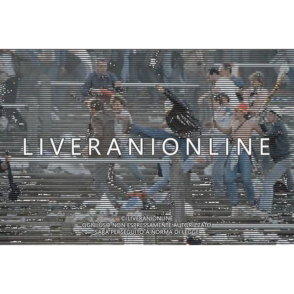 FINALE DI COPPA CAMPIONI JUVENTUS-LIVERPOOL A BRUXELLES STADIO HEYSEL 29/05/1985 NELLA FOTO LA TRAGEDIA CON TRENTANOVE VITTIME AGENZIA GIOVANNI LIVERANI-ALDO LIVERANI S A S