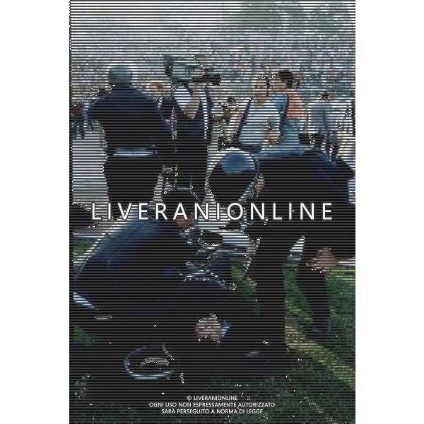 FINALE DI COPPA CAMPIONI JUVENTUS-LIVERPOOL A BRUXELLES STADIO HEYSEL 29/05/1985 NELLA FOTO LA TRAGEDIA CON TRENTANOVE VITTIME AGENZIA GIOVANNI LIVERANI-ALDO LIVERANI S A S