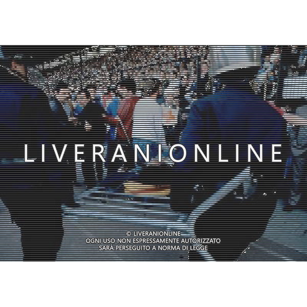 FINALE DI COPPA CAMPIONI JUVENTUS-LIVERPOOL A BRUXELLES STADIO HEYSEL 29/05/1985 NELLA FOTO LA TRAGEDIA CON TRENTANOVE VITTIME AGENZIA GIOVANNI LIVERANI-ALDO LIVERANI S A S