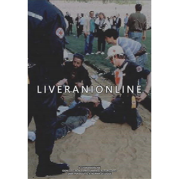 FINALE DI COPPA CAMPIONI JUVENTUS-LIVERPOOL A BRUXELLES STADIO HEYSEL 29/05/1985 NELLA FOTO LA TRAGEDIA CON TRENTANOVE VITTIME AGENZIA GIOVANNI LIVERANI-ALDO LIVERANI S A S