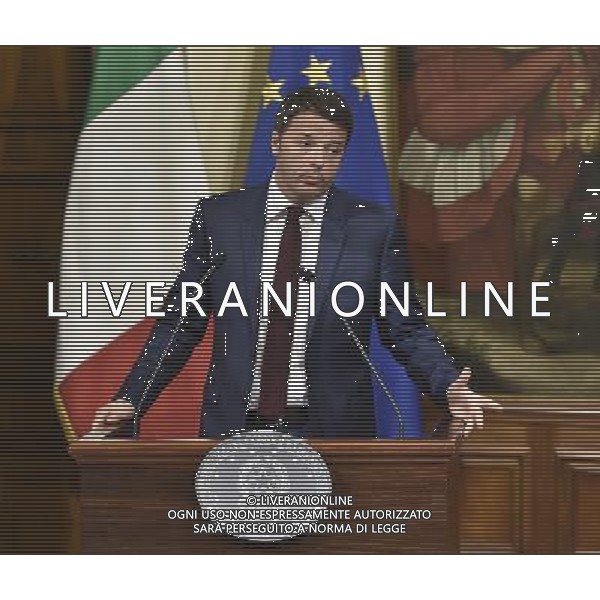 Firma della legge sull omicidio stradale alla presenza di associazioni e familiari delle vittime di incidenti stradali - Roma - 09.03.2016 - Palazzo Chigi - nella foto: Matteo Renzi / Ph. Corradetti - Ag. Aldo Liverani sas