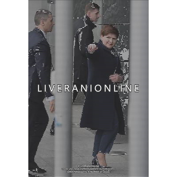 09.03.2016 WARSZAWA RADA BEZPIECZENSTWA NARODOWEGO RBN POSIEDZENIE Z UDZIALEM PREZYDENTA WEJSCIE POLITYKOW N/Z BEATA SZYDLO LIMUZYNA MERCEDES FOT DAMIAN BURZYKOWSKI / NEWSPIX.PL Warsaw Poland National Security Council National Security Council - meeting with the President of Poland --- Newspix.pl/ AGENZIA ALDO LIVERANI SAS - ITALY ONLY EDITORIAL USE ONLY - RIUNIONE DEL CONSIGLIO DI SICUREZZA NAZIONALE INTERNA ALLA PRESENZA DEL PRESIDENTE - VARSAVIA POLONIA 09/03/2016