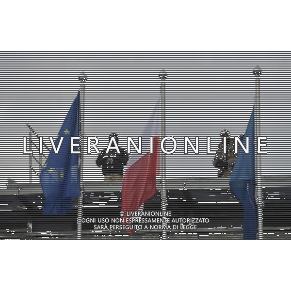 09.03.2016 WARSZAWA RADA BEZPIECZENSTWA NARODOWEGO RBN POSIEDZENIE Z UDZIALEM PREZYDENTA WEJSCIE POLITYKOW OCHRONA BOR BIURO OCHRONY RZADU FOT DAMIAN BURZYKOWSKI / NEWSPIX.PL Warsaw Poland National Security Council National Security Council - meeting with the President of Poland --- Newspix.pl/ AGENZIA ALDO LIVERANI SAS - ITALY ONLY EDITORIAL USE ONLY - RIUNIONE DEL CONSIGLIO DI SICUREZZA NAZIONALE INTERNA ALLA PRESENZA DEL PRESIDENTE - VARSAVIA POLONIA 09/03/2016