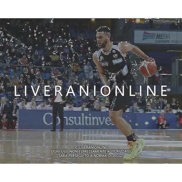 Lega Basket serie A, 6» giornata di ritorno, Consultinvest Pesaro vs Dolomiti Energia Trento 09/03/2016 nella foto: LOCKETT TRENT, IN AZIONE, ©CLAUDIO ZAMAGNI/AGENZIA ALDO LIVERANI S.A.S.