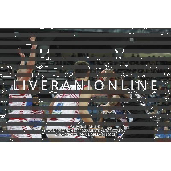 Lega Basket serie A, 6» giornata di ritorno, Consultinvest Pesaro vs Dolomiti Energia Trento 09/03/2016 nella foto: WRIGHT, MURATO, ©CLAUDIO ZAMAGNI/AGENZIA ALDO LIVERANI S.A.S.