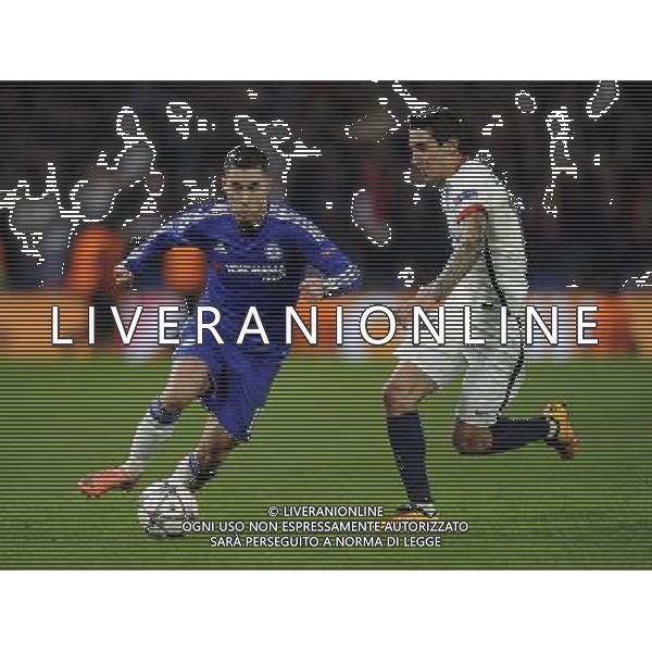 Chelsea\'s Eden Hazard holds off the challenge from Paris Saint-Germain\'s Angel Di Maria Photographer Ashley Western/CameraSport Football - UEFA Champions League Round of 16 Second Leg - Chelsea v Paris Saint-Germain - Wednesday 9th March 2016 - Stamford Bridge - London © CameraSport - 43 Linden Ave. Countesthorpe. Leicester. England. LE8 5PG - Tel: +44 (0) 116 277 4147 - admin@camerasport.com - www.camerasport.com AG ALDO LIVERANI SAS ONLY ITALY