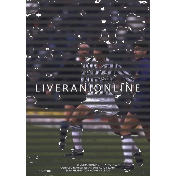 RETROSPETTIVA MARINO MAGRIN CALCIATORE NELLA FOTO MARINO MAGRIN CON LA MAGLIA DELLA JUVENTUS AG ALDO LIVERANI SAS