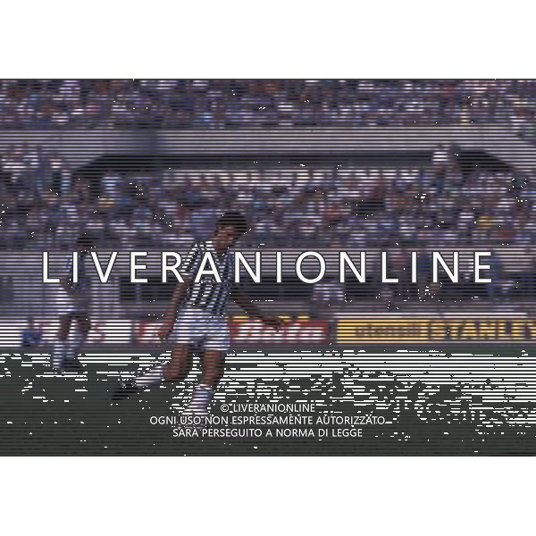 RETROSPETTIVA MARINO MAGRIN CALCIATORE NELLA FOTO MARINO MAGRIN CON LA MAGLIA DELLA JUVENTUS AG ALDO LIVERANI SAS