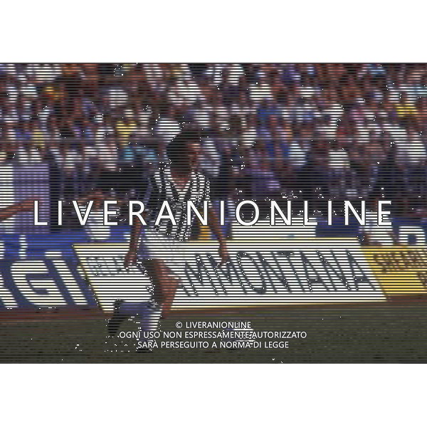 RETROSPETTIVA MARINO MAGRIN CALCIATORE NELLA FOTO MARINO MAGRIN CON LA MAGLIA DELLA JUVENTUS AG ALDO LIVERANI SAS