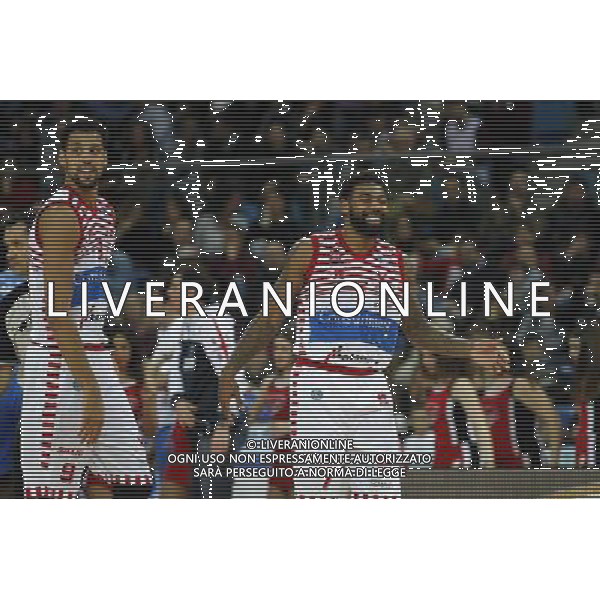 Lega Basket serie A, 7» giornata di ritorno, Consultinvest Pesaro vs Banco di Sardegna Sassari 13/03/2016 nella foto: LACEY E DAYE, SE LA RIDONO SOTTO I BAFFI, DOPO LA VITTORIA CON IL SASSARI, ©CLAUDIO ZAMAGNI/AGENZIA ALDO LIVERANI S.A.S.