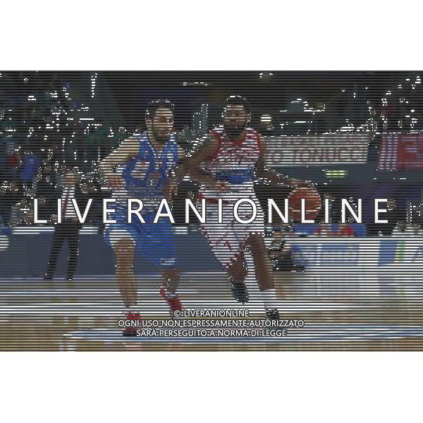 Lega Basket serie A, 7» giornata di ritorno, Consultinvest Pesaro vs Banco di Sardegna Sassari 13/03/2016 nella foto: LACEY, STIPCEVIC, ©CLAUDIO ZAMAGNI/AGENZIA ALDO LIVERANI S.A.S.