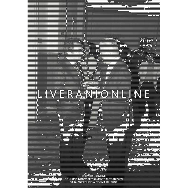 Domenica 3 luglio 1977-Finale Coppa Italia 76-77 STADIO SAN SIRO MILAN INTER NELLA FOTO FELICE COLOMBO E IVANOE FRAIZZOLI AG ALDO LIVERANI SAS 