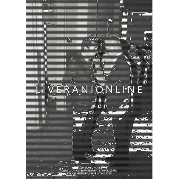 Domenica 3 luglio 1977-Finale Coppa Italia 76-77 STADIO SAN SIRO MILAN INTER NELLA FOTO FELICE COLOMBO E IVANOE FRAIZZOLI AG ALDO LIVERANI SAS 
