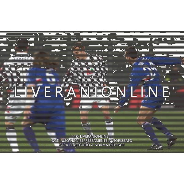 torino 12/12/01 coppa italia juventus - sampdoria nella foto zenoni foto aldo liverani