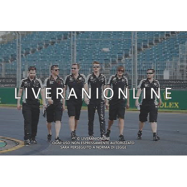 Nico Hulkenberg (GER) Sahara Force India F1 walks the circuit with the team. 16.03.2016. Formula 1 World Championship, Rd 1, Australian Grand Prix, Albert Park, Melbourne, Australia, Preparation Day. AG ALDO LIVERANI SAS ONLY ITALY