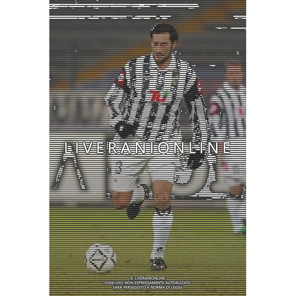torino 09/01/02 coppa italia 2001/02 juventus - atalanta nella foto iuliano mark foto aldo liverani