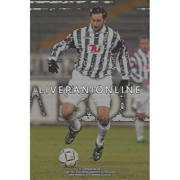torino 09/01/02 coppa italia 2001/02 juventus - atalanta nella foto iuliano mark foto aldo liverani