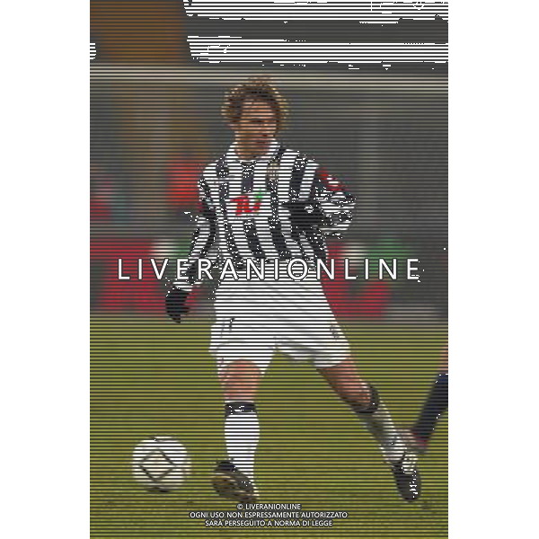 torino 09/01/02 coppa italia 2001/02 juventus - atalanta nella foto nedved pavel foto aldo liverani