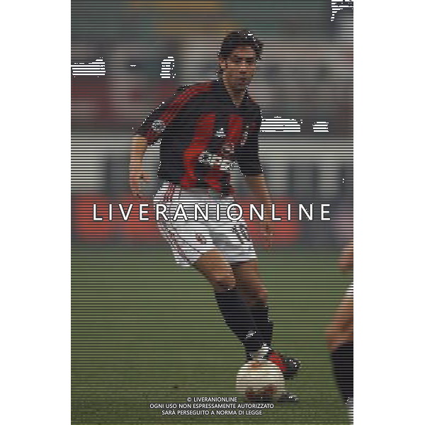 Milano 28/02/2002 Coppa UEFA Milan-Roda nella foto rui costa manuel foto Luzzani Marco/ Ag Aldo Liverani
