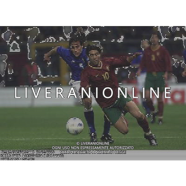 ITALIA/POTOGALLO 26/04/2000 NELLA FOTO FABIO CANNAVARO E RUI COSTA MANUEL FOTO ALDO LIVERANI