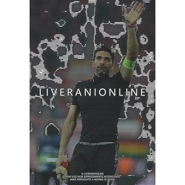 UEFA Champions League 2015/2016 Ottavi di Finale Ritorno Monaco di Baviera (Germania) - 16.03.2016 Bayern Monaco-Juventus Nella Foto:buffon a fine gara /Ph.Vitez-Ag. Aldo Liverani