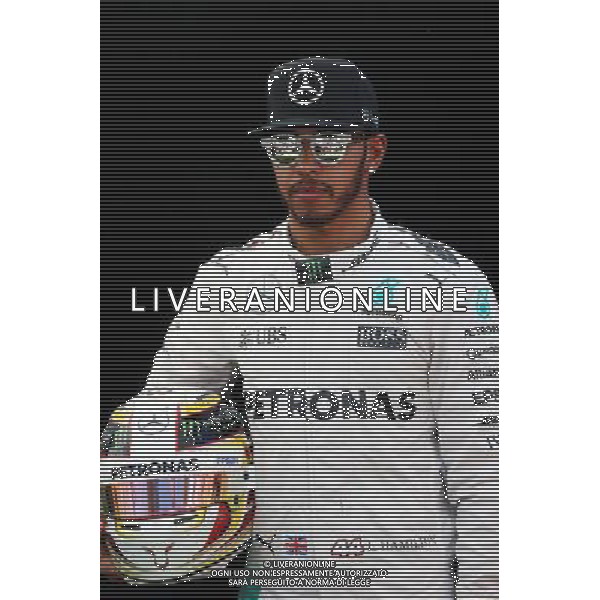 Lewis Hamilton (GBR) Mercedes AMG F1. 17.03.2016. Formula 1 World Championship, Rd 1, Australian Grand Prix, Albert Park, Melbourne, Australia, Preparation Day. / AGENZIA ALDO LIVERANI SAS - ITALY ONLY EDITORIAL USE ONLY
