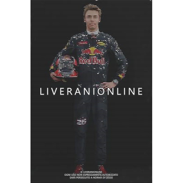 Daniil Kvyat (RUS) Red Bull Racing. 17.03.2016. Formula 1 World Championship, Rd 1, Australian Grand Prix, Albert Park, Melbourne, Australia, Preparation Day. / AGENZIA ALDO LIVERANI SAS - ITALY ONLY EDITORIAL USE ONLY
