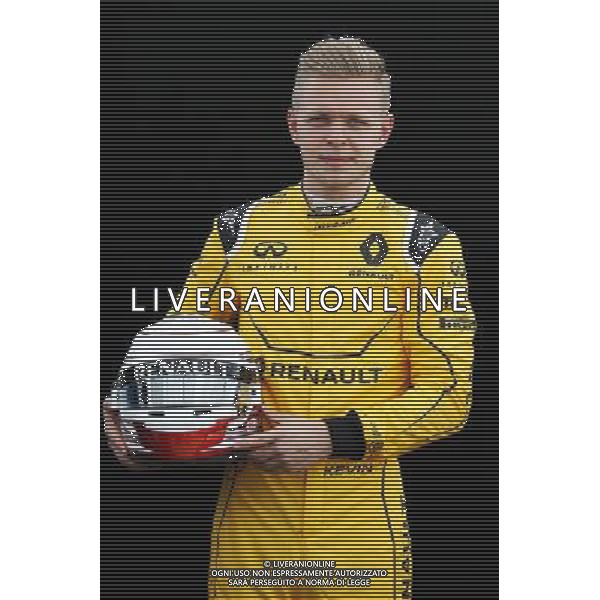 Kevin Magnussen (DEN) Renault Sport F1 Team. 17.03.2016. Formula 1 World Championship, Rd 1, Australian Grand Prix, Albert Park, Melbourne, Australia, Preparation Day. / AGENZIA ALDO LIVERANI SAS - ITALY ONLY EDITORIAL USE ONLY