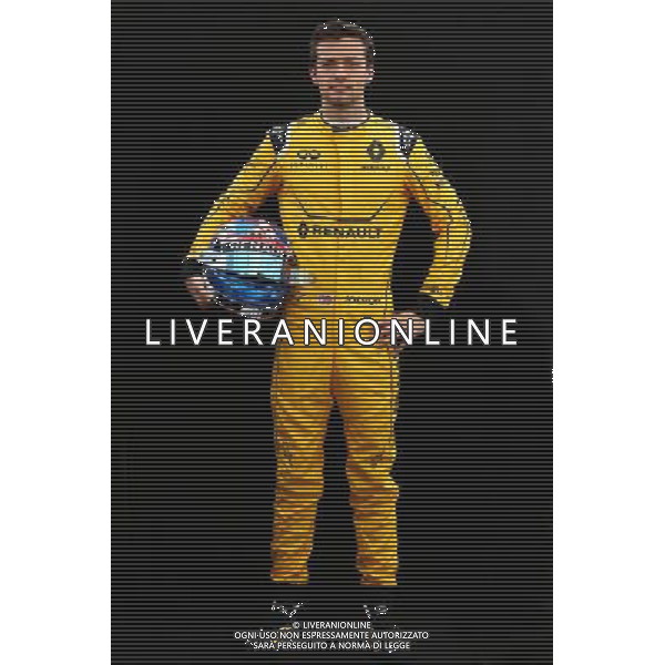Jolyon Palmer (GBR) Renault Sport F1 Team. 17.03.2016. Formula 1 World Championship, Rd 1, Australian Grand Prix, Albert Park, Melbourne, Australia, Preparation Day. / AGENZIA ALDO LIVERANI SAS - ITALY ONLY EDITORIAL USE ONLY