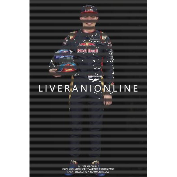 Max Verstappen (NLD) Scuderia Toro Rosso. 17.03.2016. Formula 1 World Championship, Rd 1, Australian Grand Prix, Albert Park, Melbourne, Australia, Preparation Day. / AGENZIA ALDO LIVERANI SAS - ITALY ONLY EDITORIAL USE ONLY