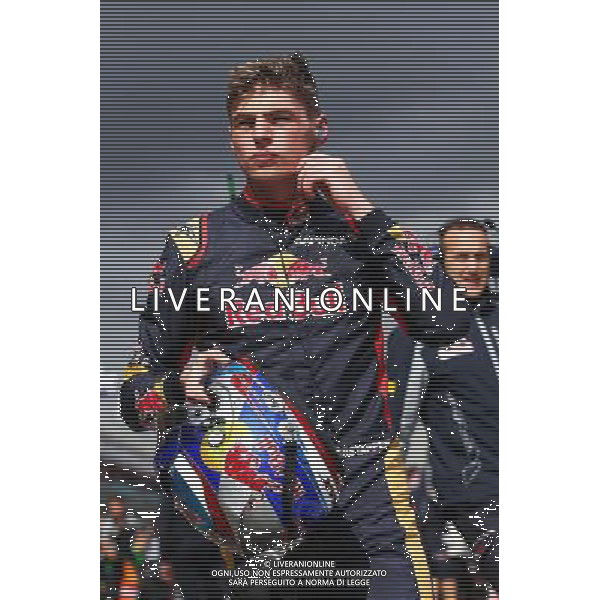 Max Verstappen (NLD) Scuderia Toro Rosso. 19.03.2016. Formula 1 World Championship, Rd 1, Australian Grand Prix, Albert Park, Melbourne, Australia, Qualifying Day. - www.xpbimages.com, EMail: requests@xpbimages.com - copy of publication required for printed pictures. Every used picture is fee-liable. © Copyright: Batchelor / XPB Images /Agenzia Aldo Liverani s.a.s./ONLY ITALY-EDITORIAL USE ONLY