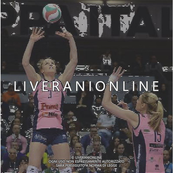 Lega Pallavolo Serie A Femminile-Finali Coppa Italia 2016-Semifinale Ravenna - 19.03.2016 Pomi\' Casalmaggiore-Foppapedretti Bergamo Nella Foto:Carli Lloyd /Ph.Vitez-Ag. Aldo Liverani