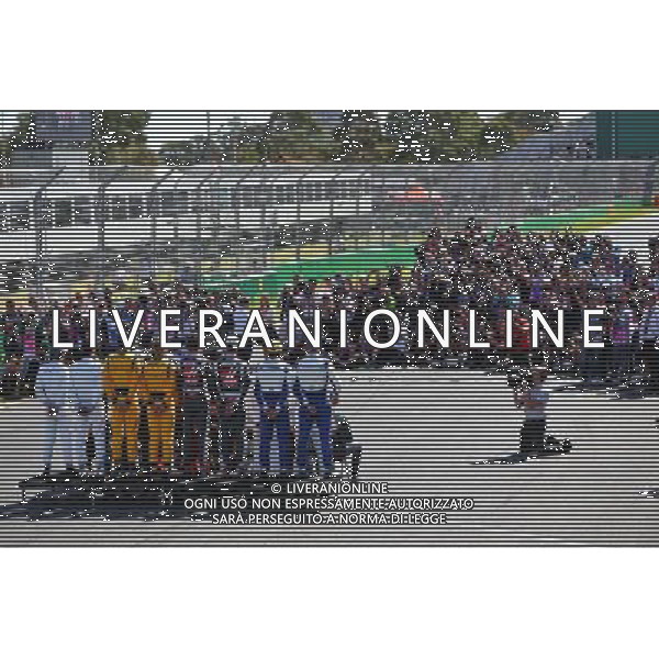 The drivers start of season group photograph. 20.03.2016. Formula 1 World Championship, Rd 1, Australian Grand Prix, Albert Park, Melbourne, Australia, Race Day. - www.xpbimages.com, EMail: requests@xpbimages.com - copy of publication required for printed pictures. Every used picture is fee-liable. Â© Copyright: Batchelor / XPB Images/Agenzia Aldo Liverani s.a.s./ONLY ITALY/EDITORIAL USE ONLY