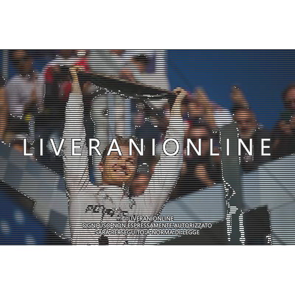 Race winner Nico Rosberg (GER) Mercedes AMG F1 celebrates on the podium. 20.03.2016. Formula 1 World Championship, Rd 1, Australian Grand Prix, Albert Park, Melbourne, Australia, Race Day. / AGENZIA ALDO LIVERANI SAS - ITALY ONLY EDITORIAL USE ONLY
