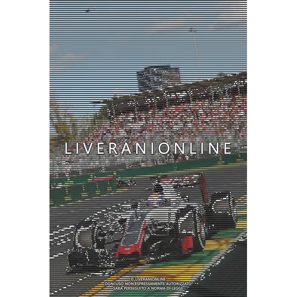 Romain Grosjean (FRA) Haas F1 Team VF-16. 20.03.2016. Formula 1 World Championship, Rd 1, Australian Grand Prix, Albert Park, Melbourne, Australia, Race Day. / AGENZIA ALDO LIVERANI SAS - ITALY ONLY EDITORIAL USE ONLY