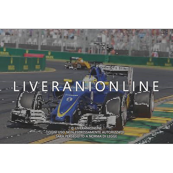 Marcus Ericsson (SWE) Sauber C35. 20.03.2016. Formula 1 World Championship, Rd 1, Australian Grand Prix, Albert Park, Melbourne, Australia, Race Day. / AGENZIA ALDO LIVERANI SAS - ITALY ONLY EDITORIAL USE ONLY