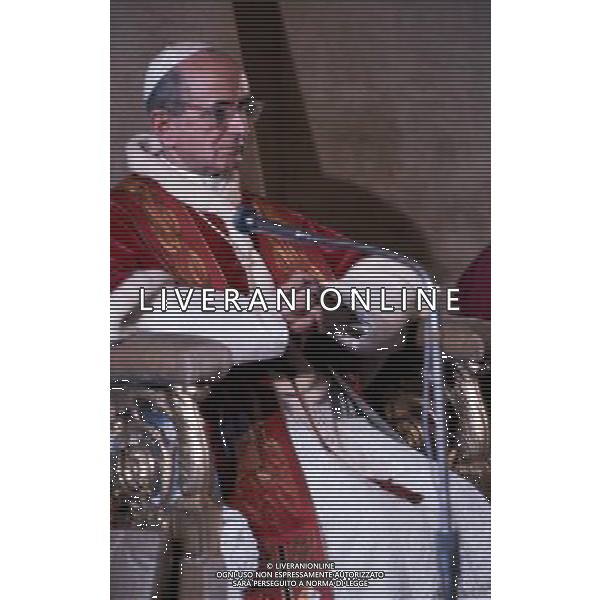 Giovanni Battista Montini, Sua Santita\' Papa Paolo VI ( 262mo vescovo di Roma e papa della Chiesa Cattolica, primate d\'Italia e 4Âº sovrano dello Stato della Citta\' del Vaticano a partire dal 21 giugno 1963 fino alla sua morte avvenuta il 6 agosto 1978 ) - Retrospettiva Â©ARCHIVIO / AGENZIA ALDO LIVERANI SAS - ITALY ONLY EDITORIAL USE ONLY