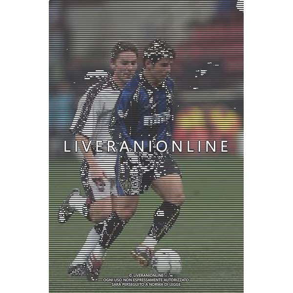 milano 06/12/01 coppa uefa inter - ipswich nella foto emre belozoglu foto aldo liverani